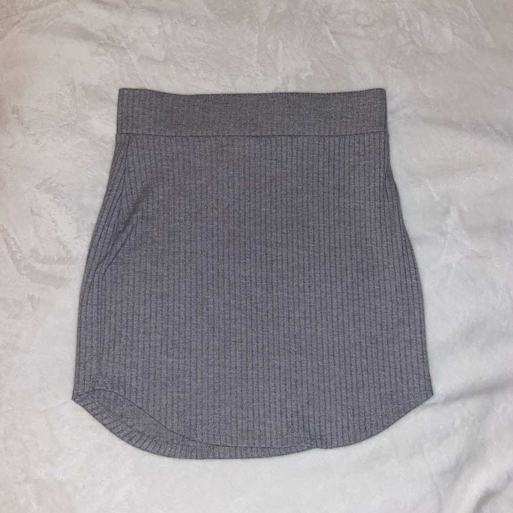 Gray mini skirt Forever21